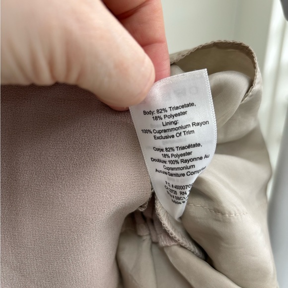 Aritzia Babaton High Waisted Shorts - Picture 7 of 7